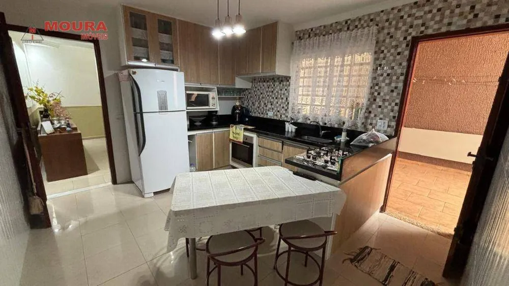 Casa, 2 quartos, 160 m² - Foto 1