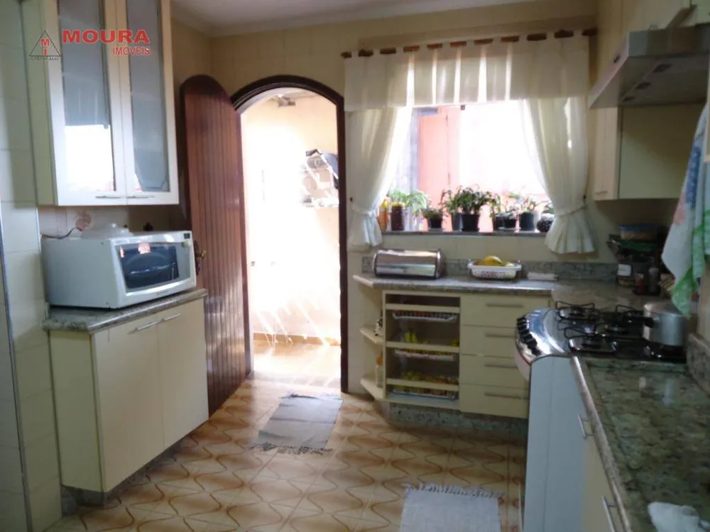 Casa, 3 quartos, 330 m² - Foto 4