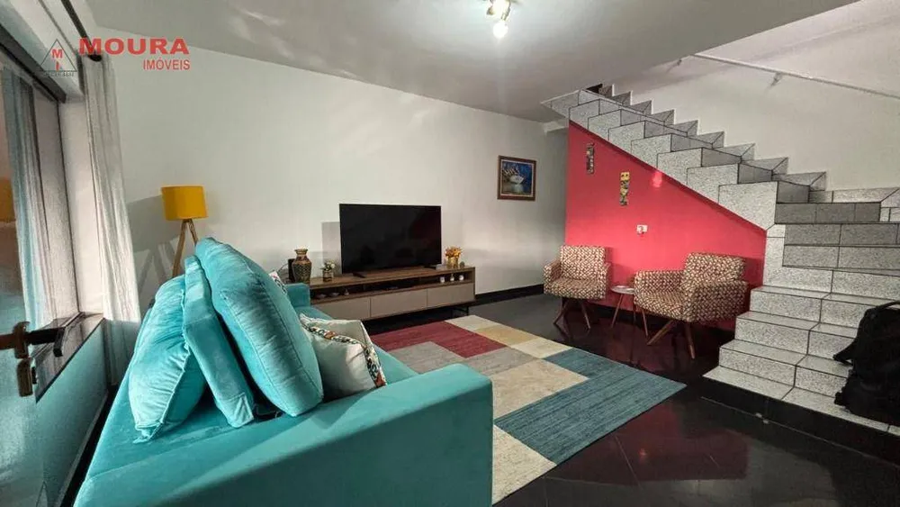 Sobrado, 4 quartos, 221 m² - Foto 1