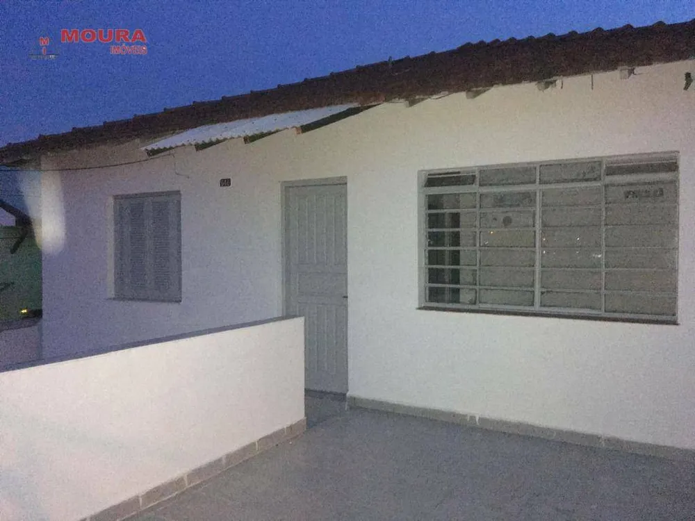 Casa, 6 quartos, 225 m² - Foto 4