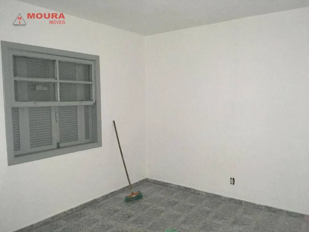 Casa, 6 quartos, 225 m² - Foto 2