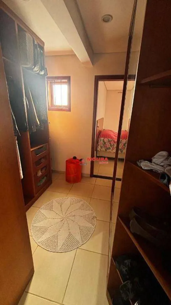 Sobrado, 4 quartos, 244 m² - Foto 2