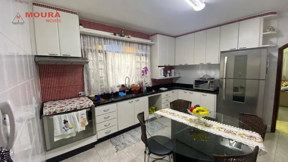 Sobrado, 3 quartos, 255 m² - Foto 2
