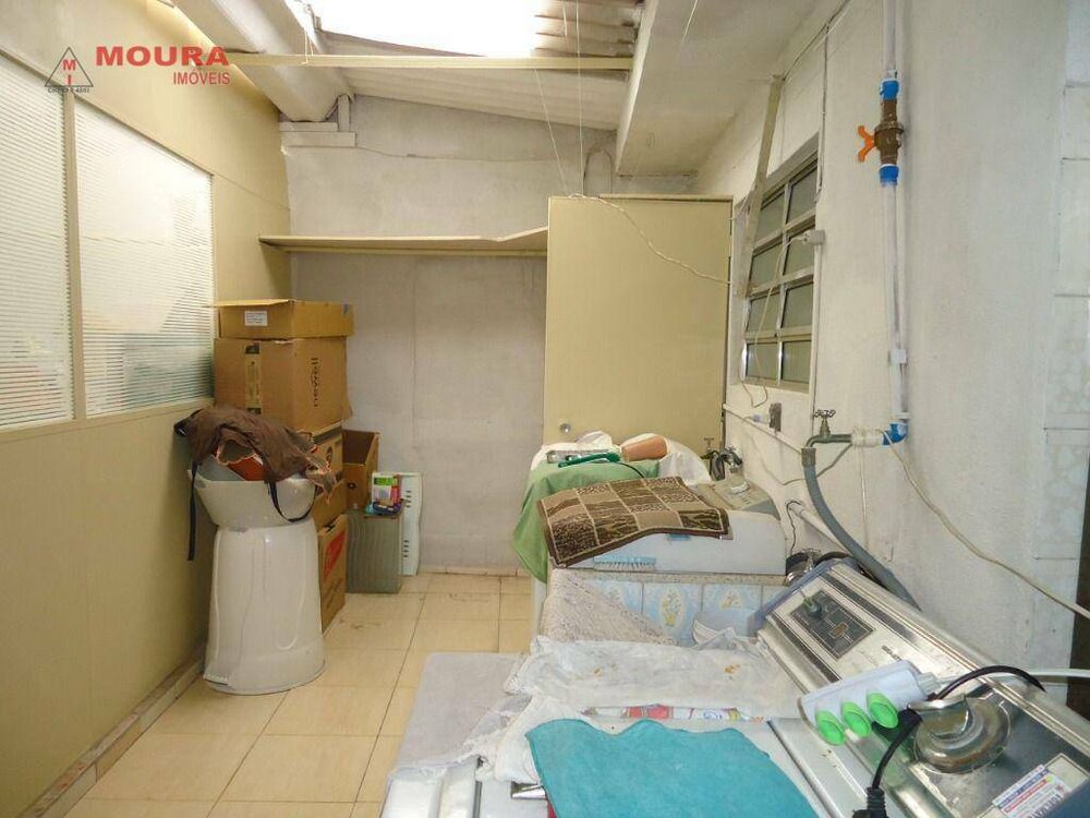 Casa para alugar com 2 quartos, 60m² - Foto 17