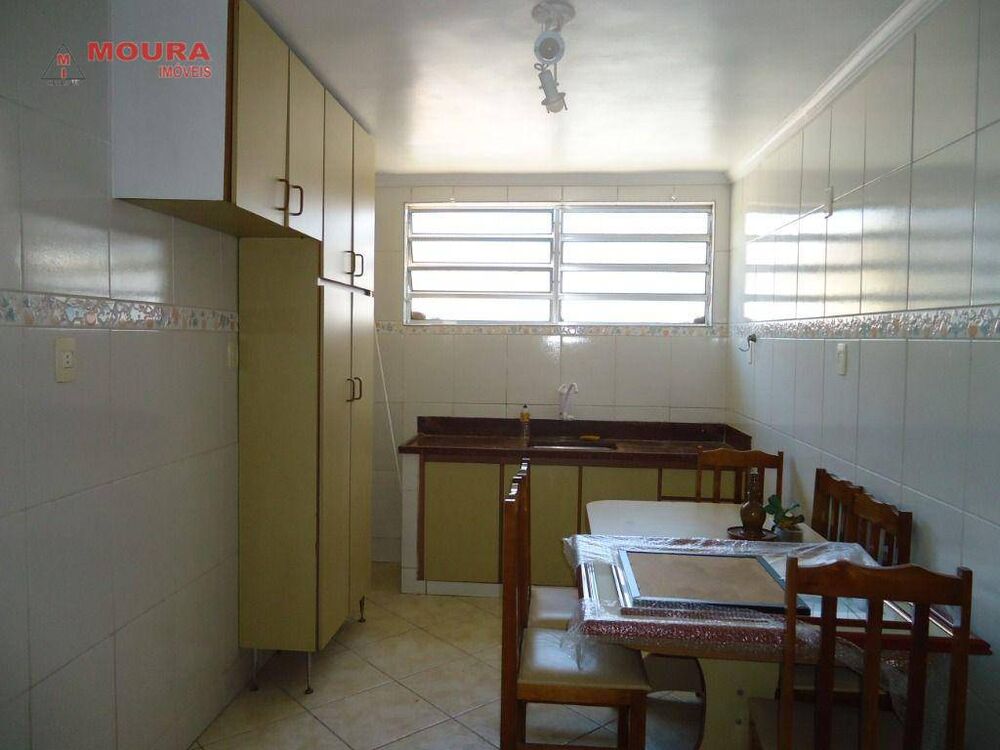 Casa para alugar com 2 quartos, 60m² - Foto 8