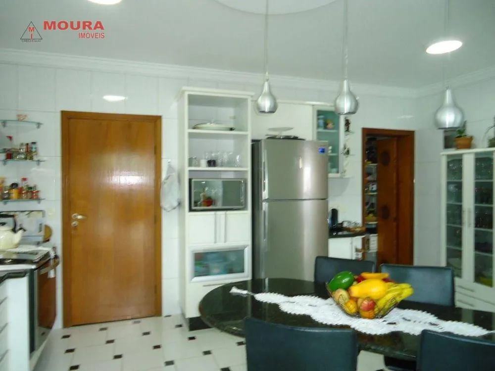 Sobrado, 5 quartos, 405 m² - Foto 1