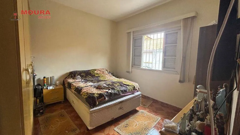 Casa, 6 quartos, 210 m² - Foto 1