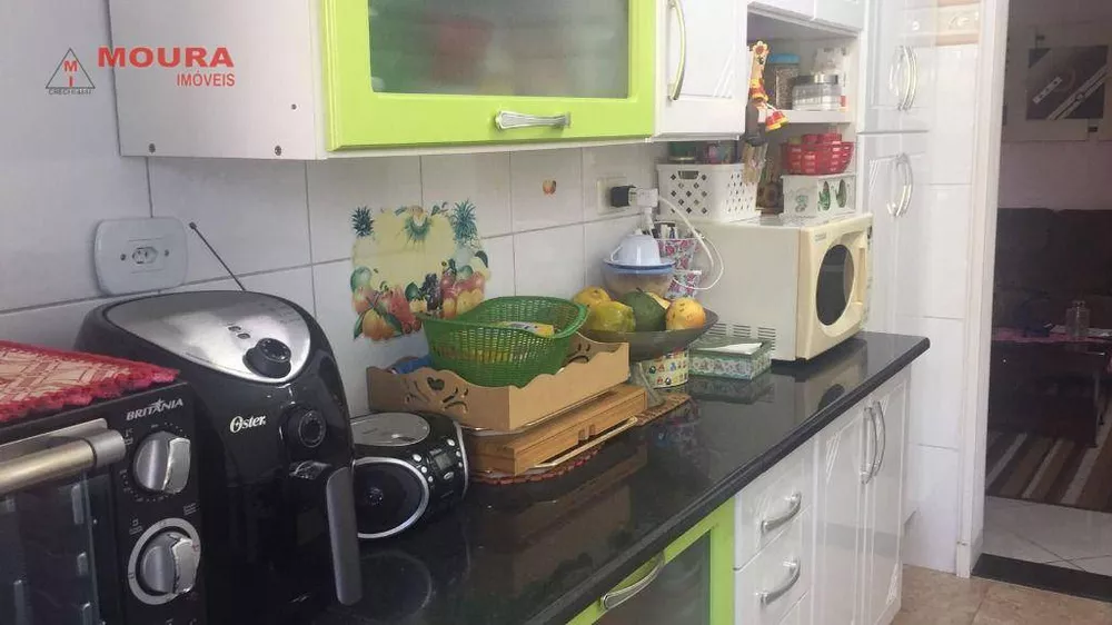 Apartamento à venda com 3 quartos, 80m² - Foto 4