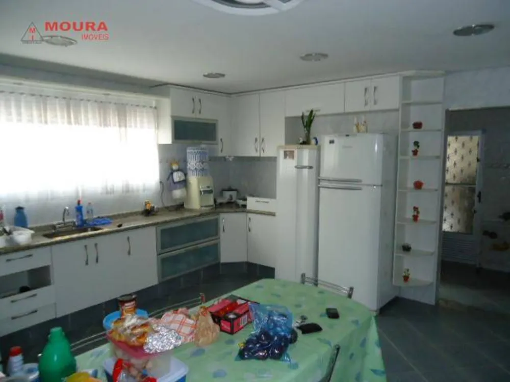Sobrado, 3 quartos, 231 m² - Foto 1