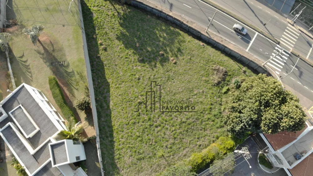 Loteamento e Condomínio, 1510 m² - Foto 1