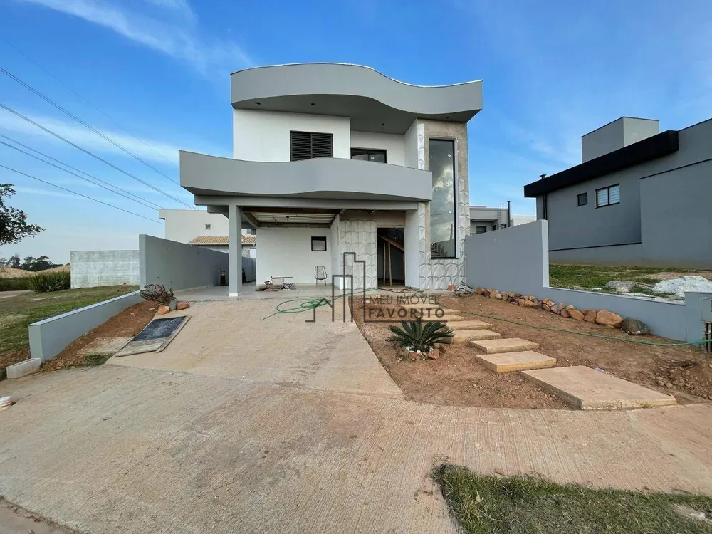 Casa, 3 quartos, 208 m² - Foto 1