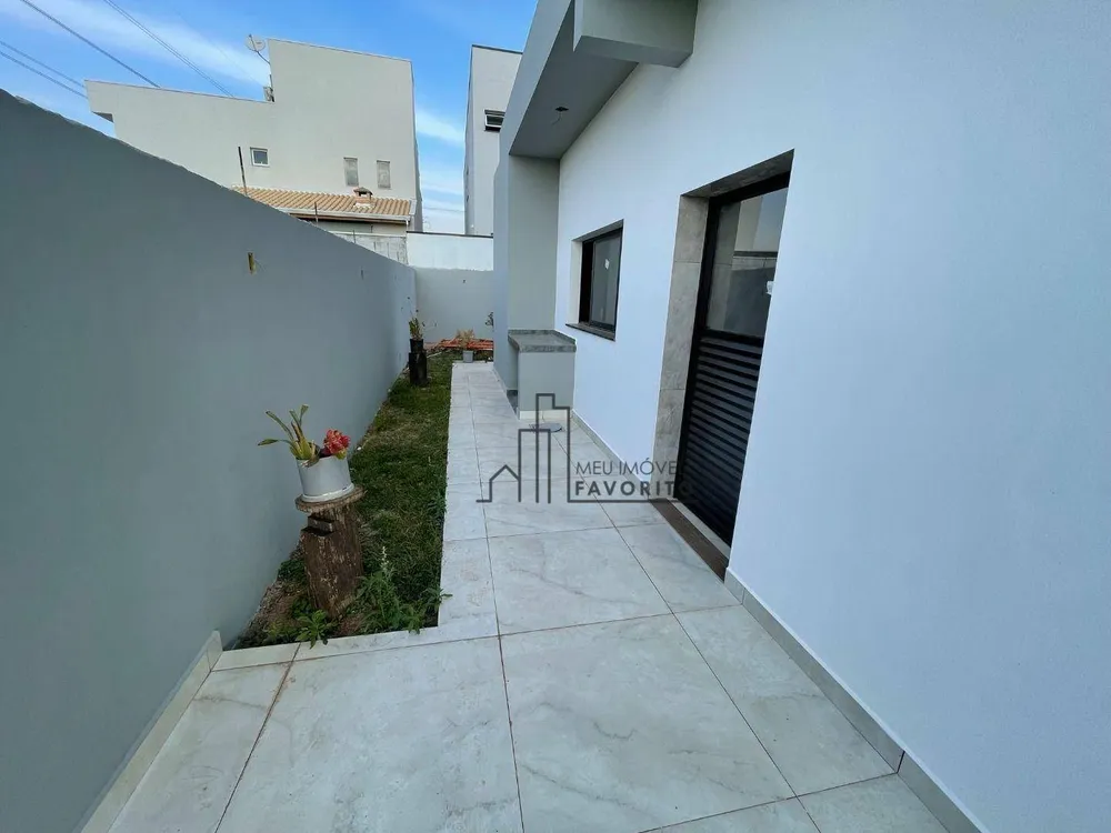Casa, 3 quartos, 208 m² - Foto 2