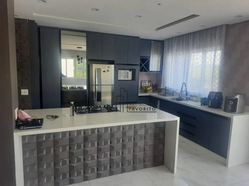 Casa, 3 quartos, 288 m² - Foto 4