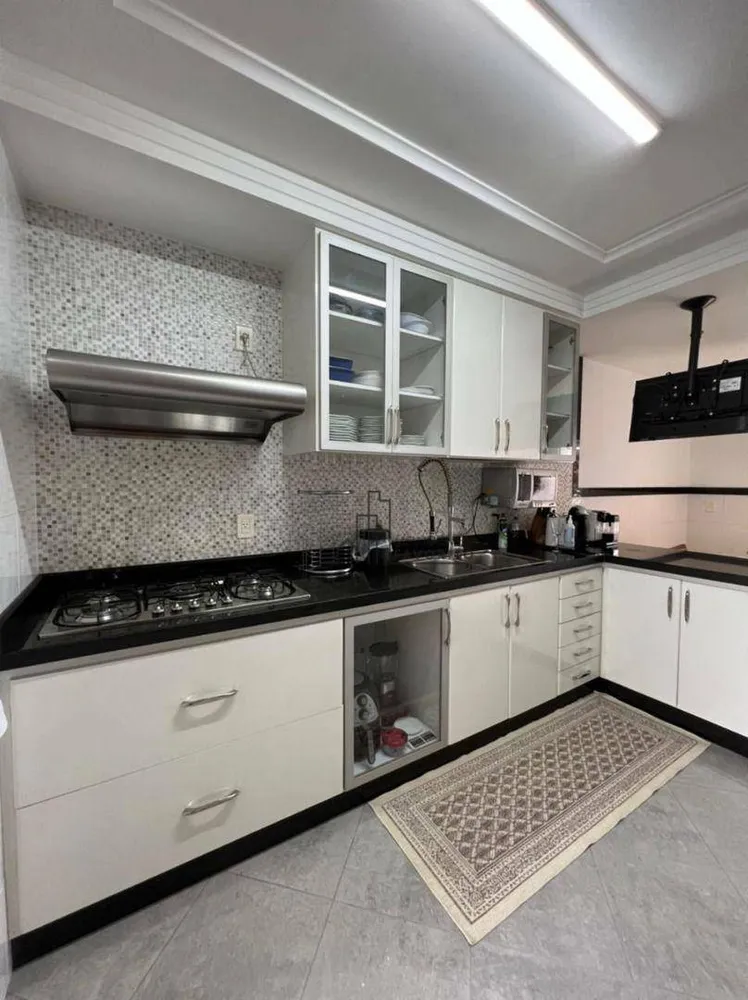 Apartamento, 3 quartos, 198 m² - Foto 3