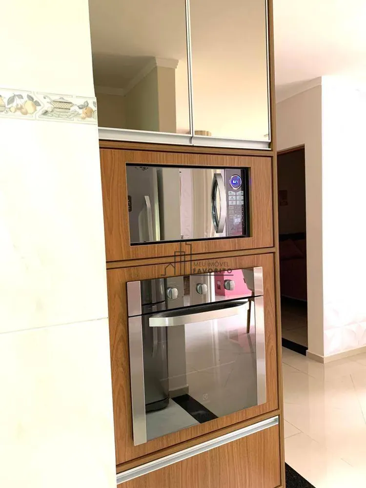 Chácara, 8 quartos, 4200 m² - Foto 3