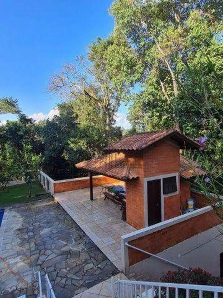 Chácara, 3 quartos, 750 m² - Foto 1