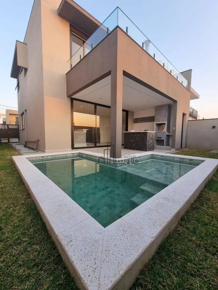 Casa, 3 quartos, 210 m² - Foto 1