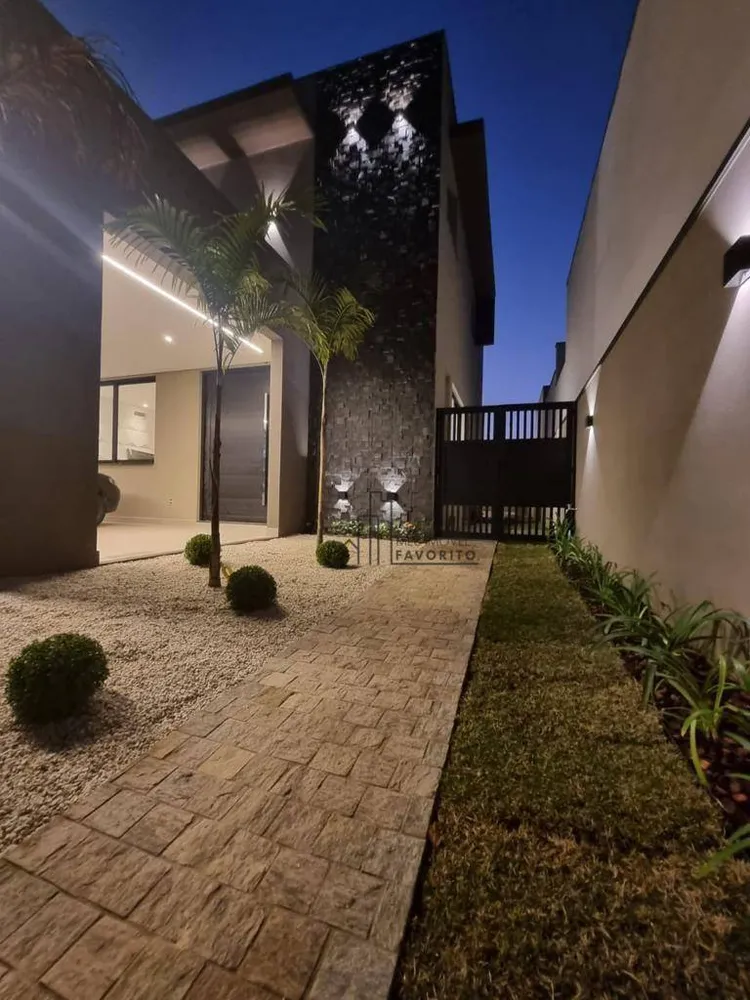 Casa, 3 quartos, 210 m² - Foto 2