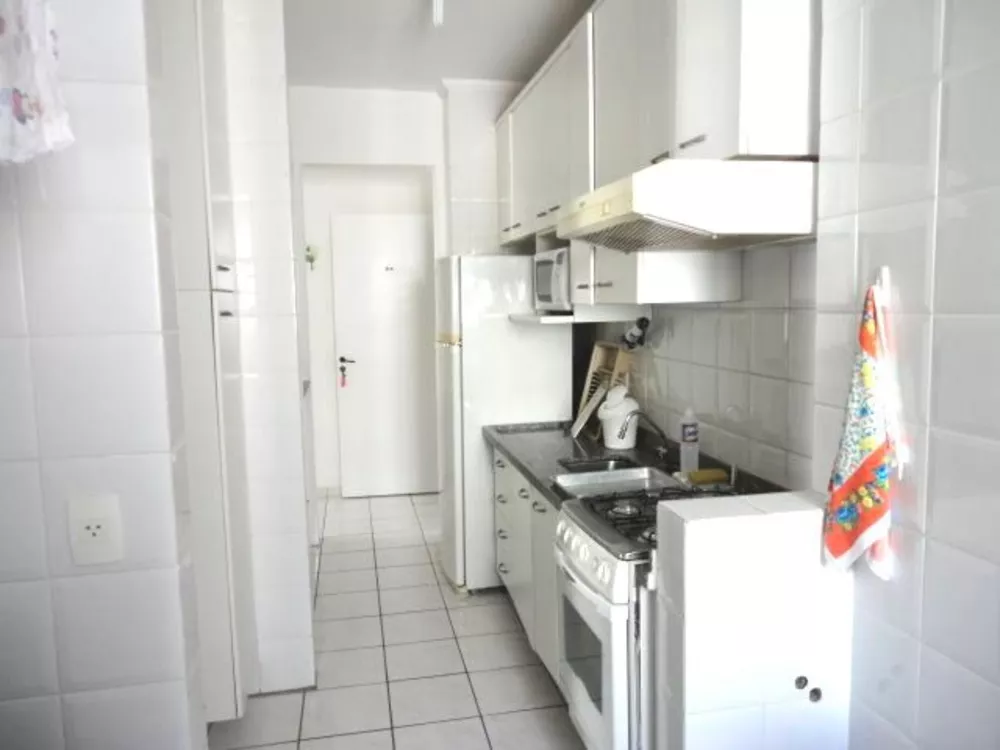 Apartamento para alugar com 3 quartos, 90m² - Foto 3