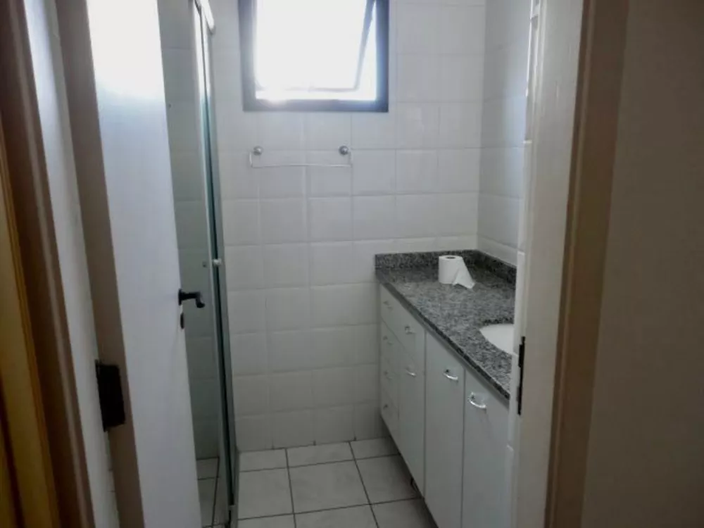 Apartamento para alugar com 3 quartos, 90m² - Foto 17