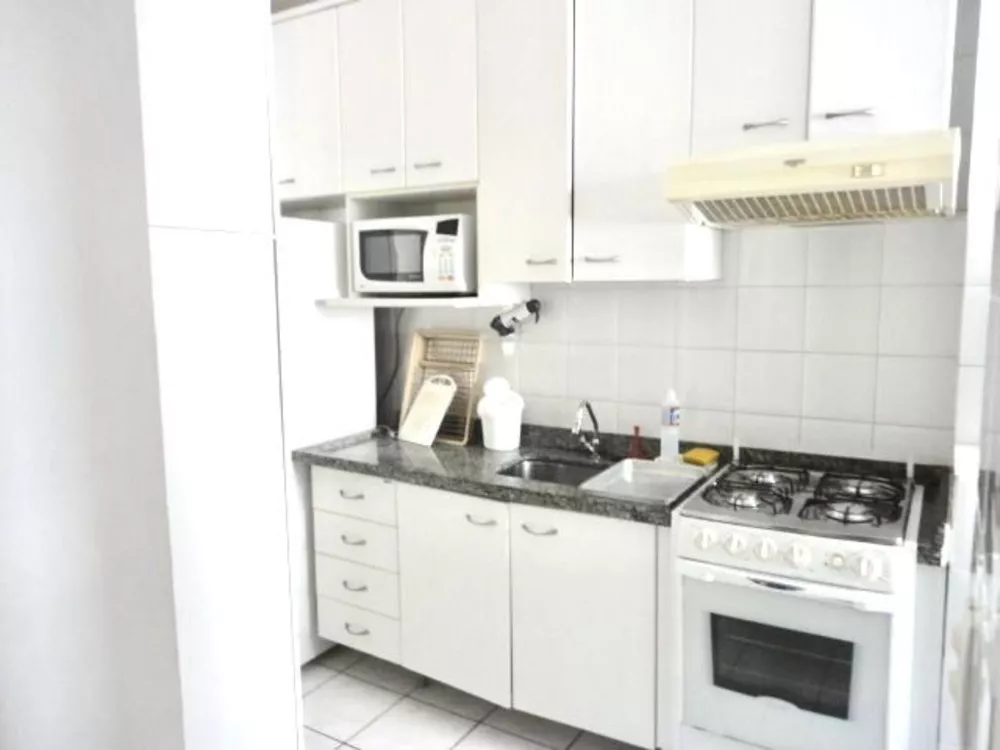 Apartamento para alugar com 3 quartos, 90m² - Foto 18