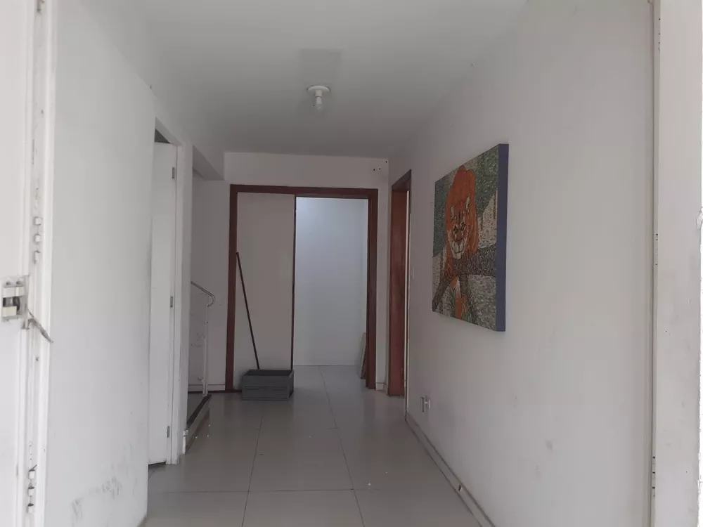 Prédio Inteiro à venda e aluguel com 4 quartos, 335m² - Foto 1