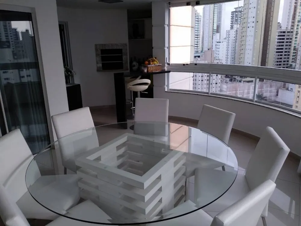 Apartamento, 3 quartos, 150 m² - Foto 1