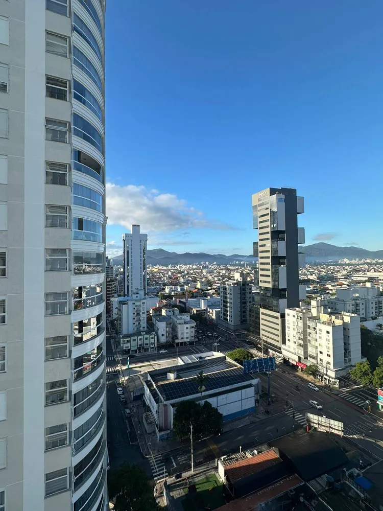 Apartamento, 3 quartos, 123 m² - Foto 2