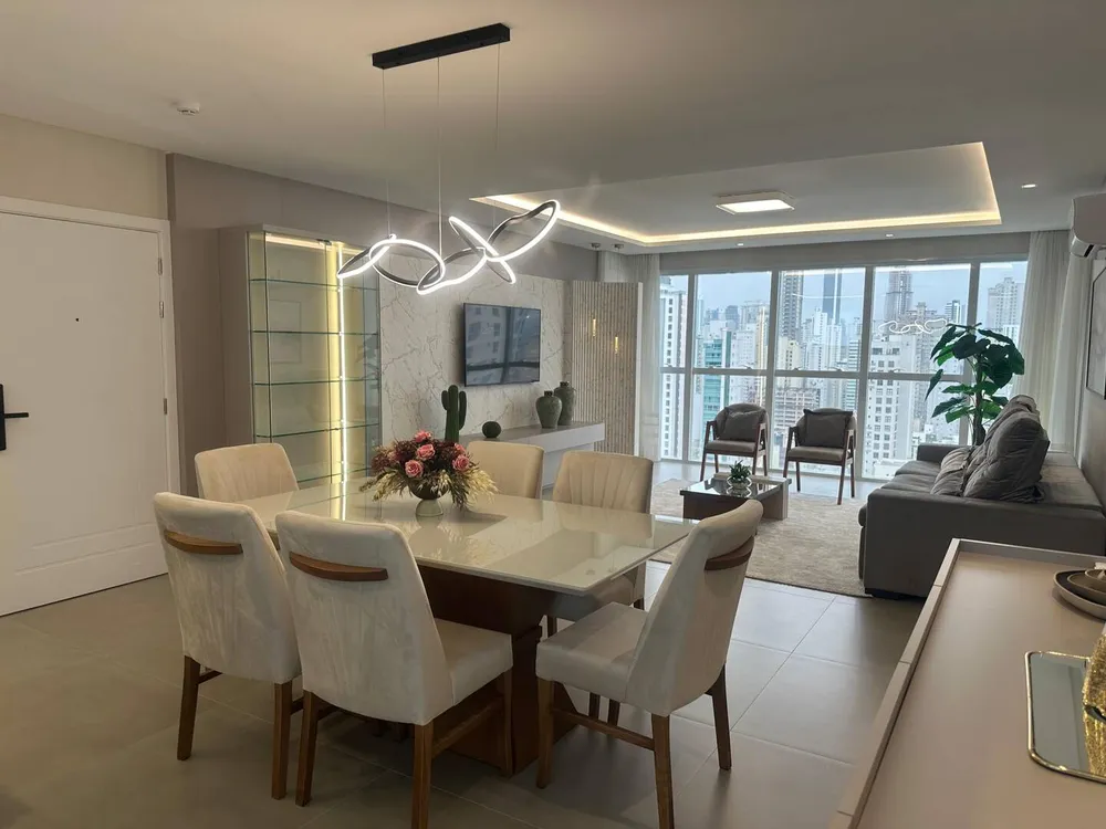 Apartamento, 3 quartos, 135 m² - Foto 2