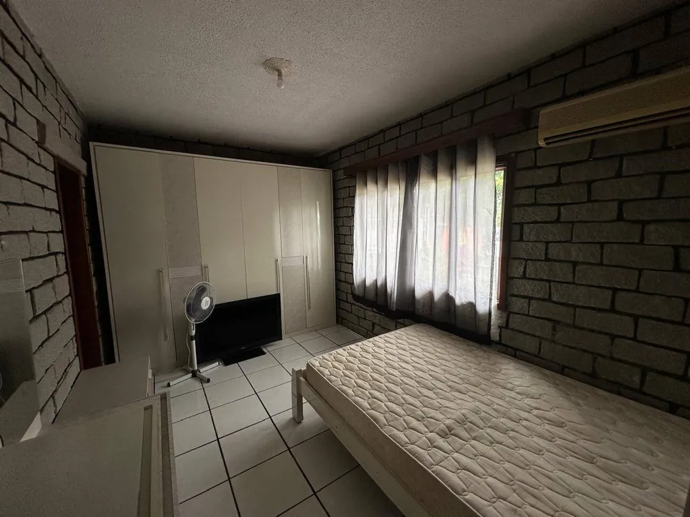 Casa, 3 quartos, 276 m² - Foto 2