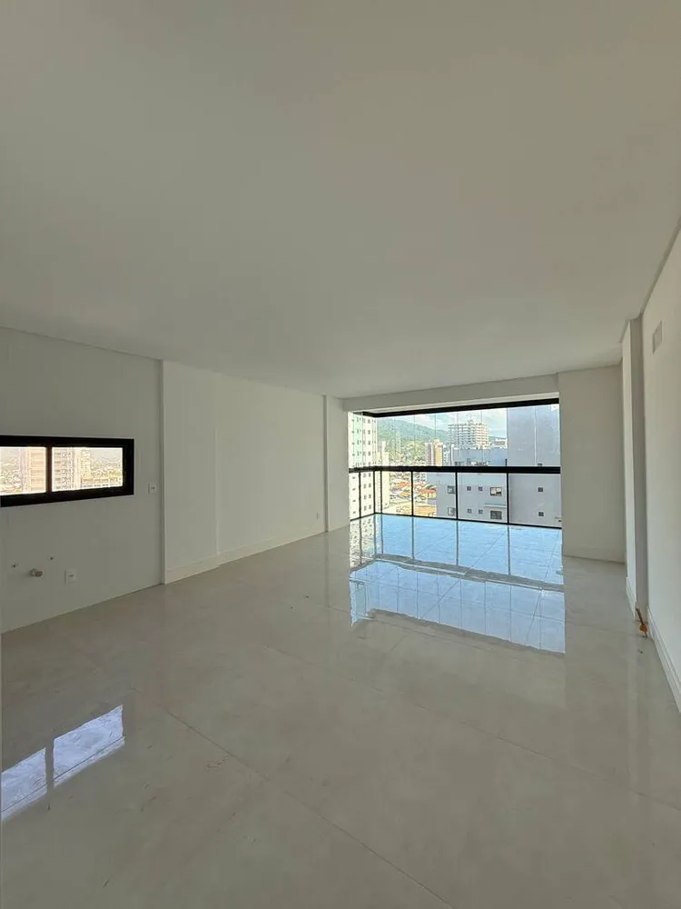 Apartamento, 3 quartos, 112 m² - Foto 3