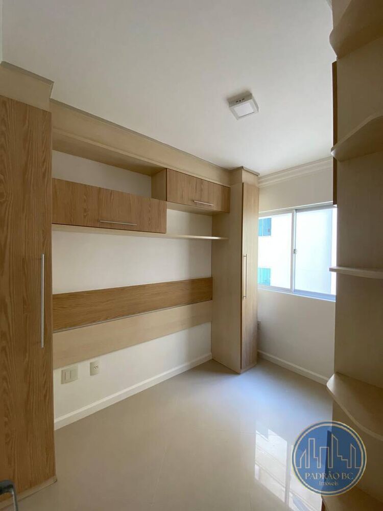 Apartamento à venda com 3 quartos, 98m² - Foto 9