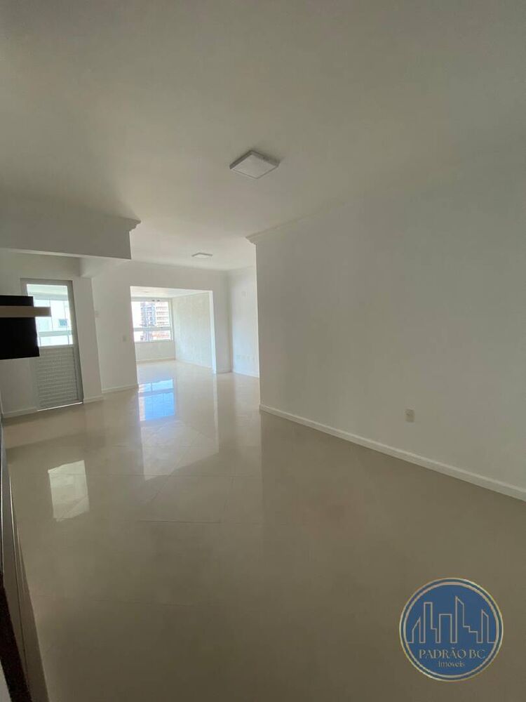 Apartamento à venda com 3 quartos, 98m² - Foto 5