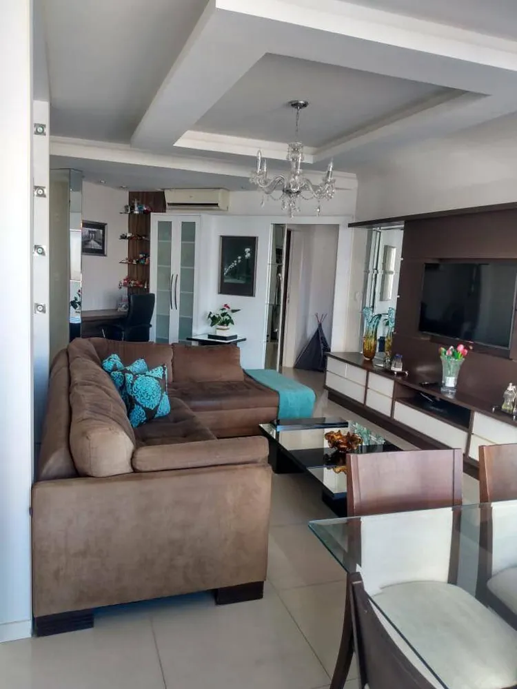 Apartamento, 3 quartos, 130 m² - Foto 2