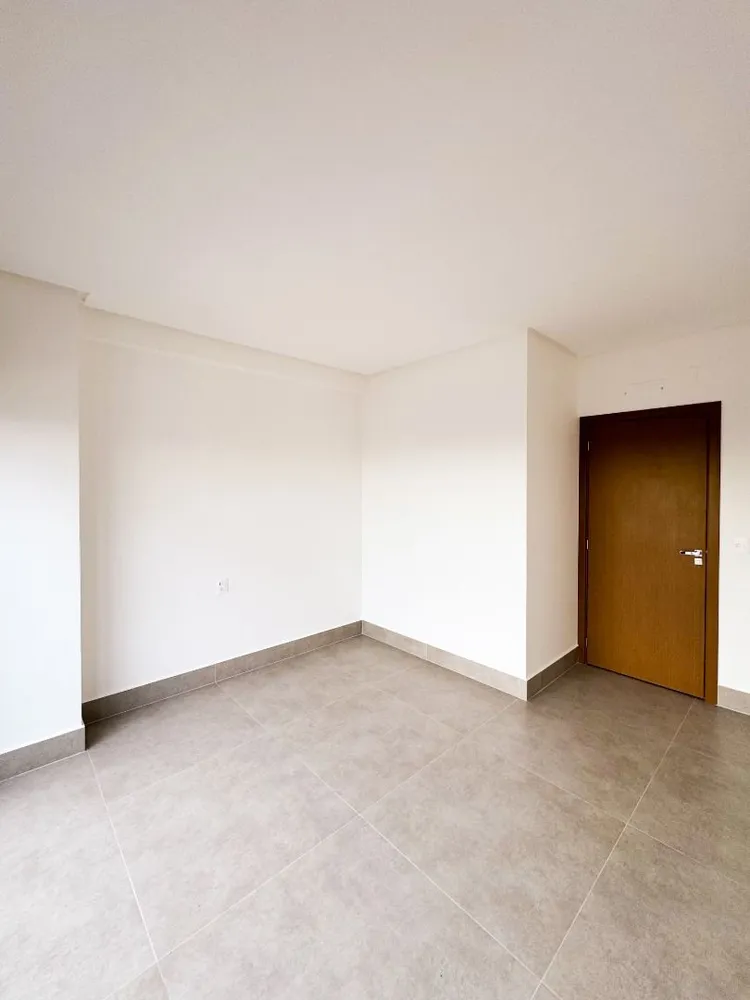 Apartamento, 4 quartos, 215 m² - Foto 2