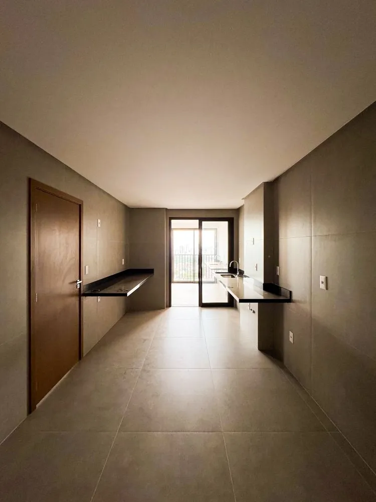 Apartamento, 4 quartos, 215 m² - Foto 13