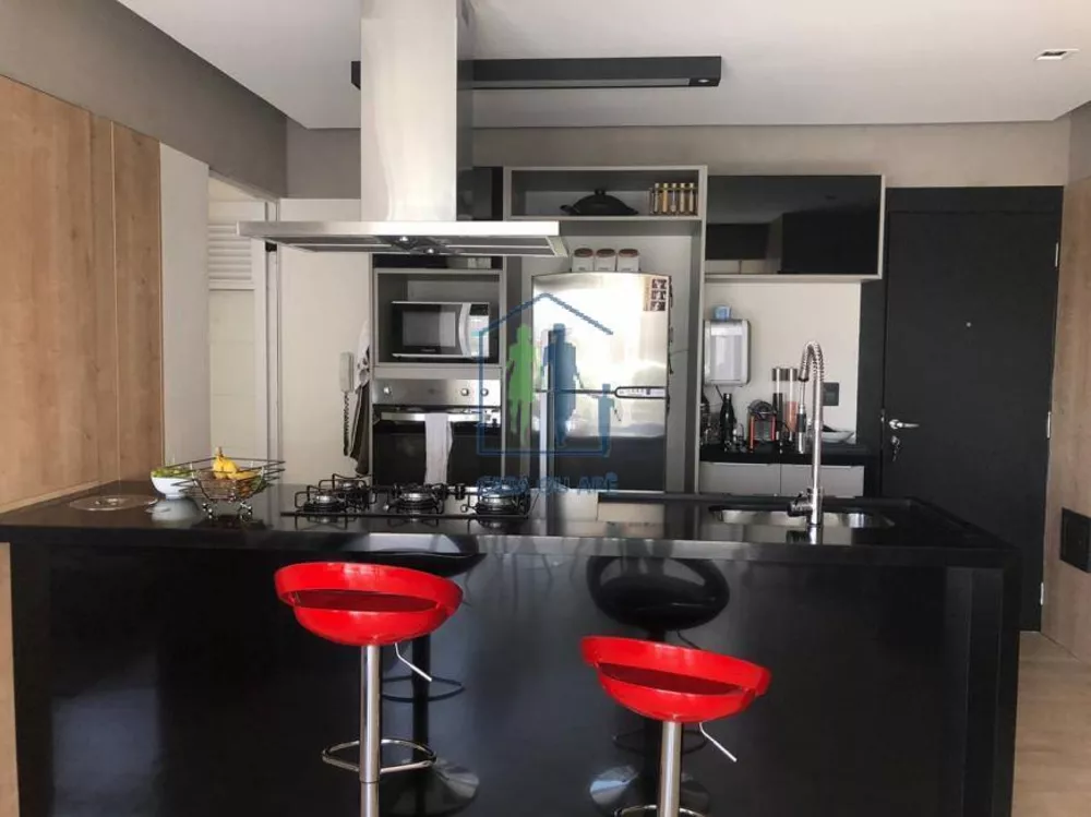 Apartamento à venda com 2 quartos, 70m² - Foto 4