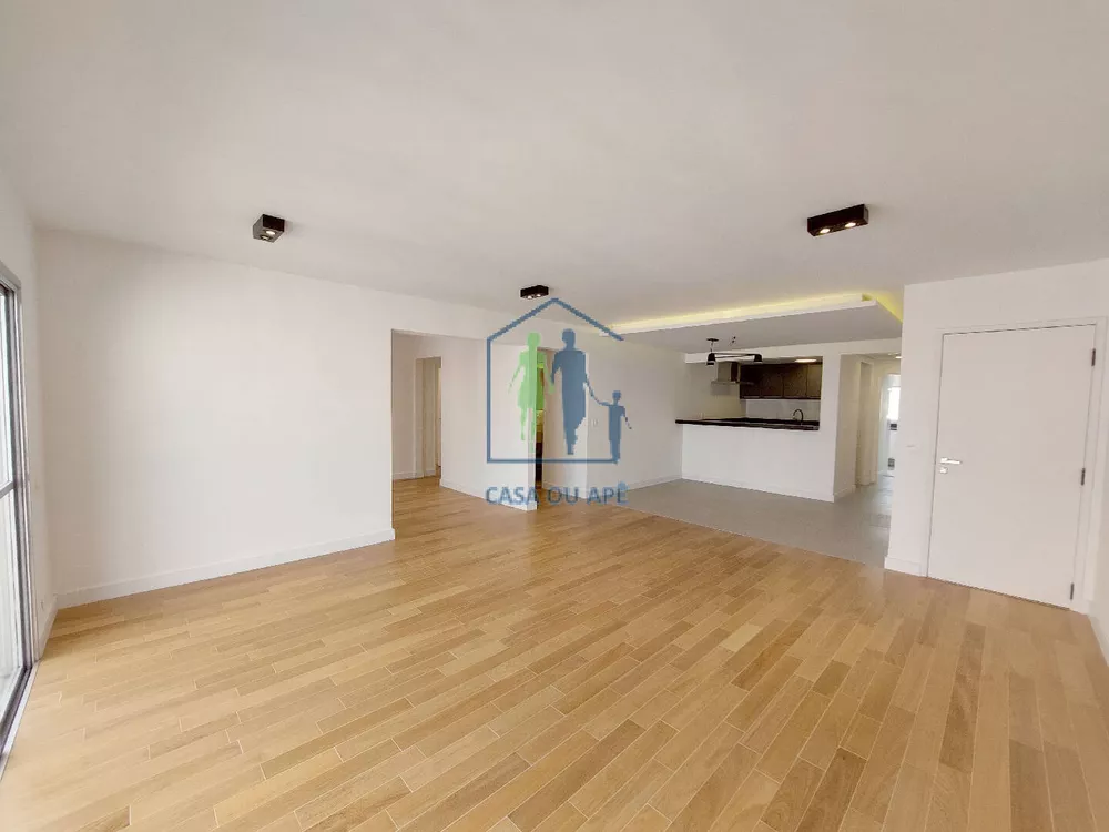 Apartamento à venda com 4 quartos, 166m² - Foto 2