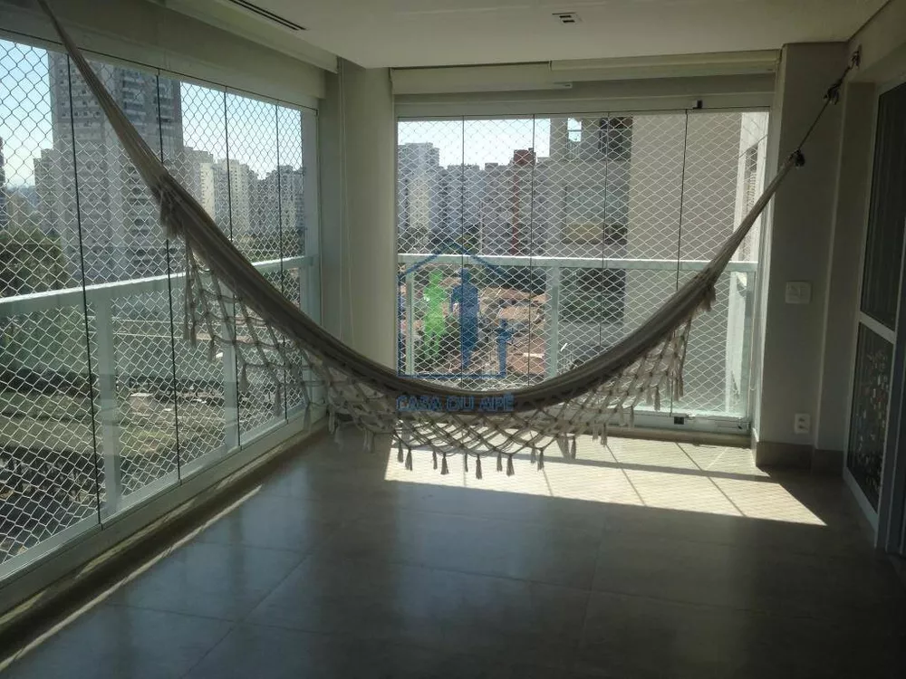 Apartamento à venda com 3 quartos, 258m² - Foto 2