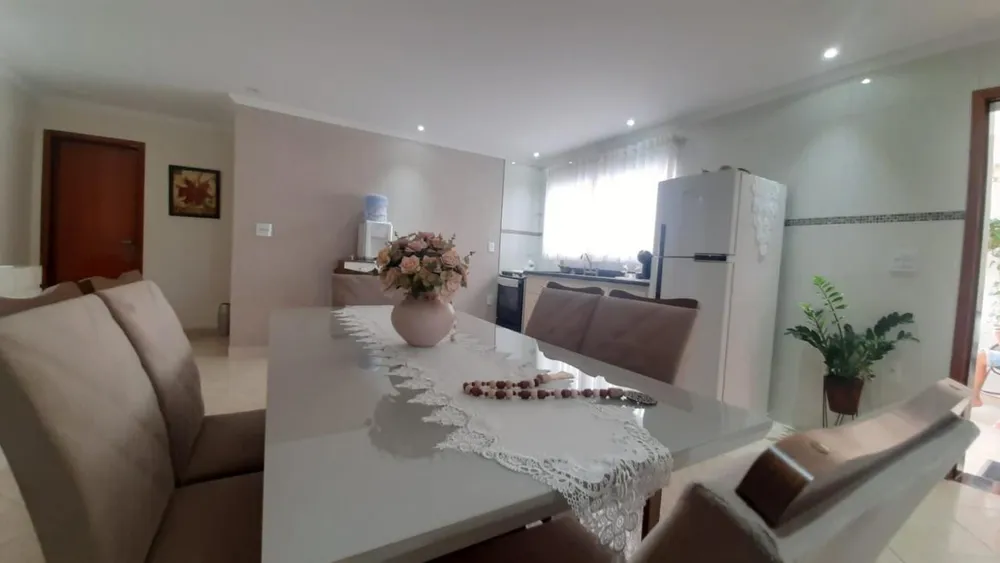 Sobrado, 3 quartos, 179 m² - Foto 1