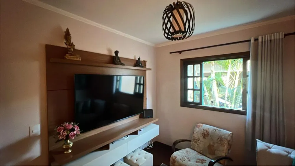 Casa, 3 quartos, 230 m² - Foto 2