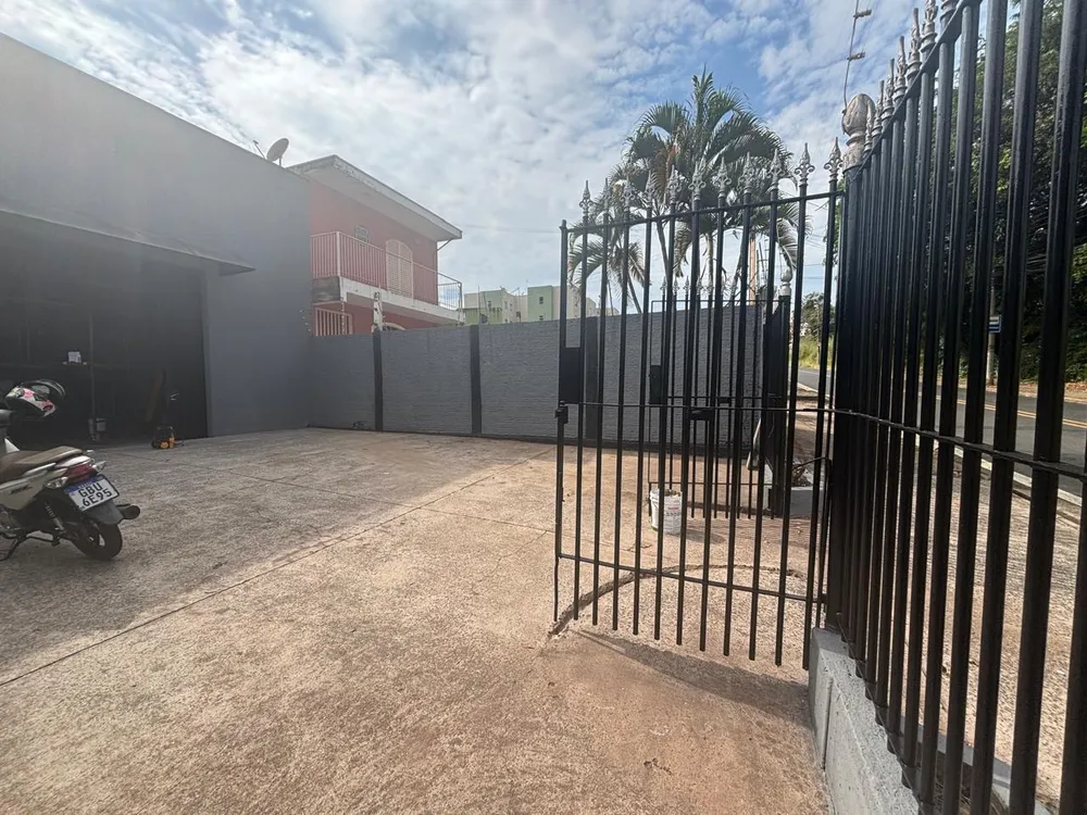 Loja-Salão, 220 m² - Foto 1