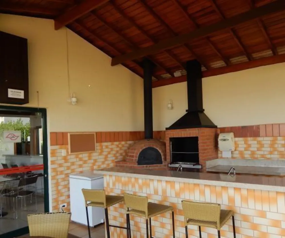 Casa, 3 quartos, 220 m² - Foto 3