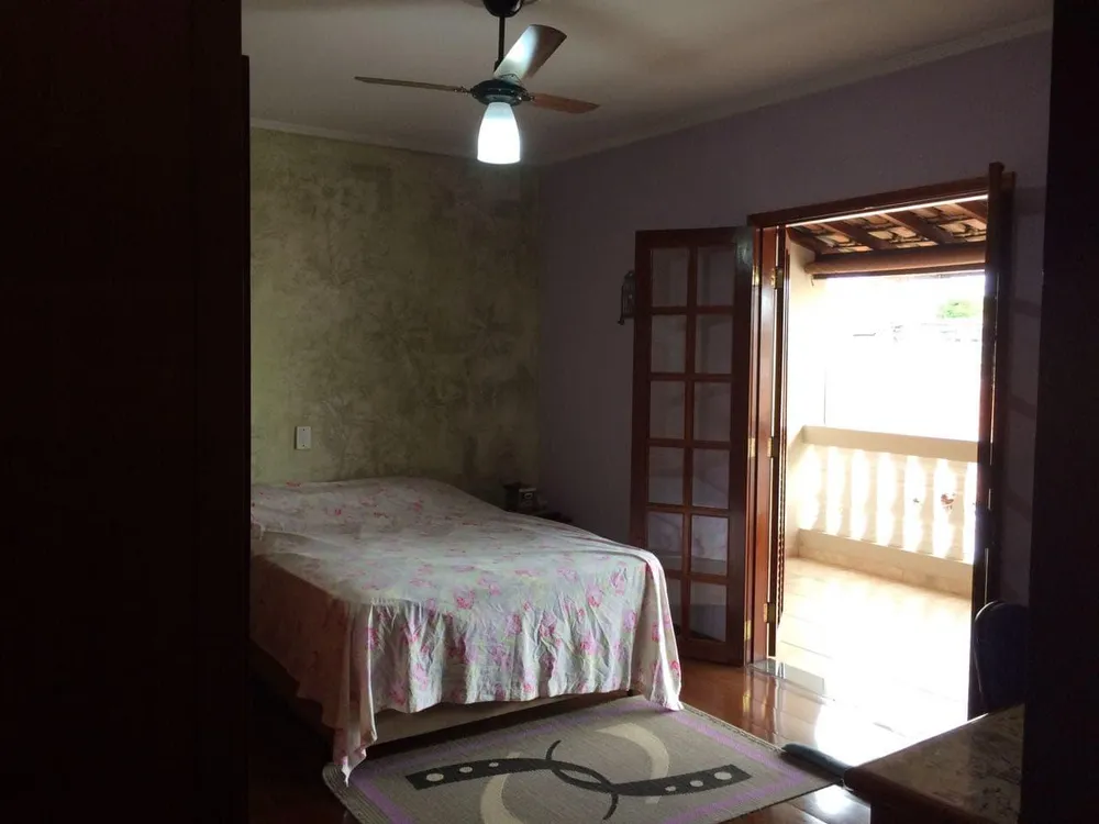 Sobrado, 3 quartos, 260 m² - Foto 1