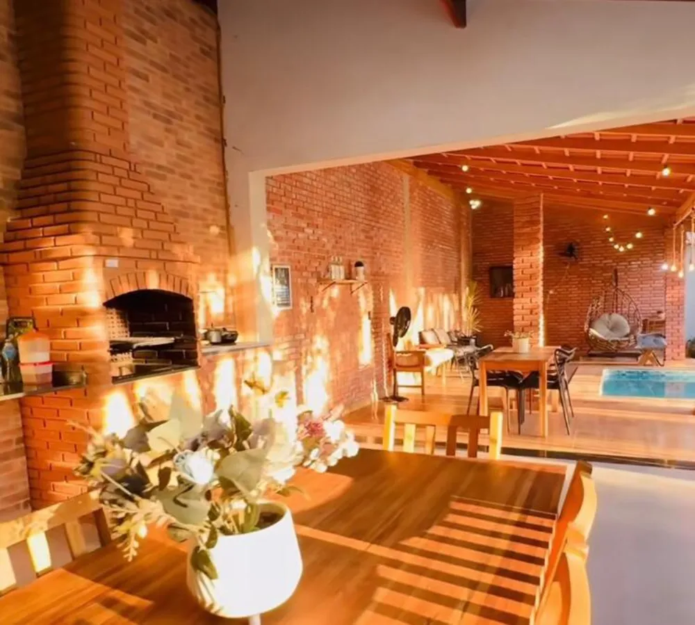 Casa, 2 quartos, 300 m² - Foto 1
