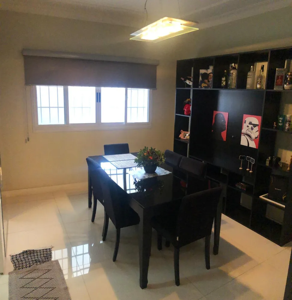 Casa, 3 quartos, 200 m² - Foto 4