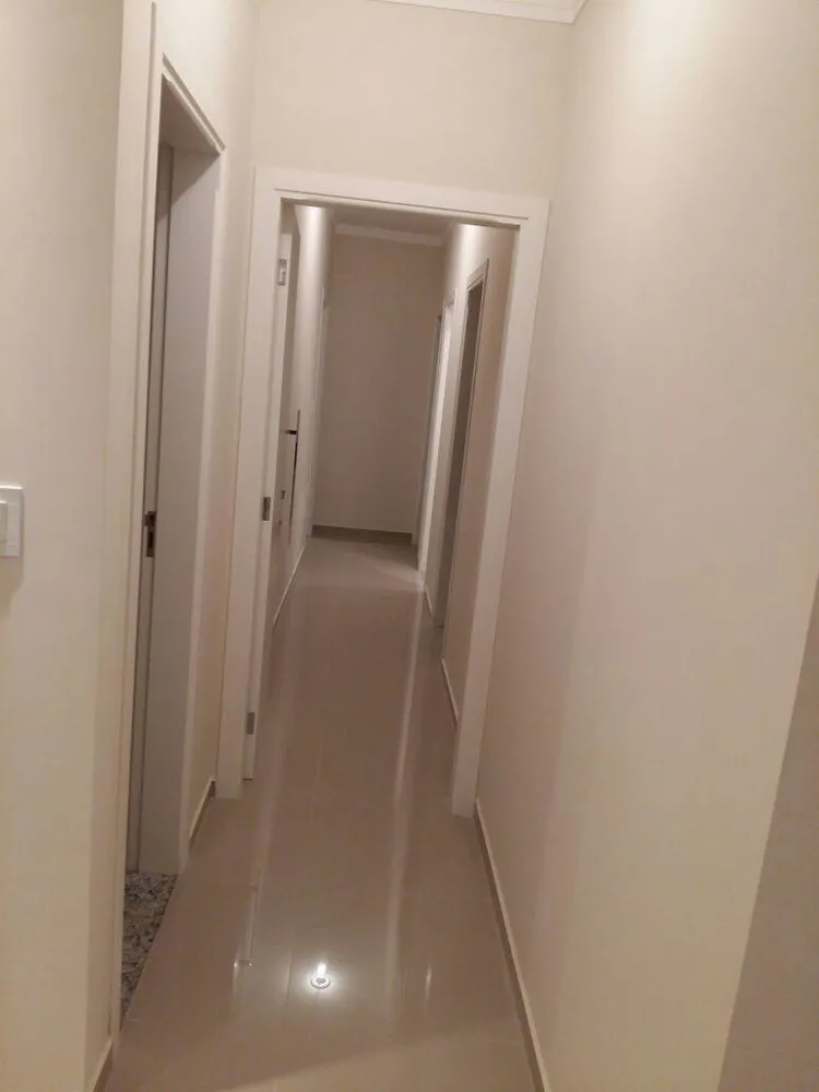 Casa, 3 quartos, 176 m² - Foto 1