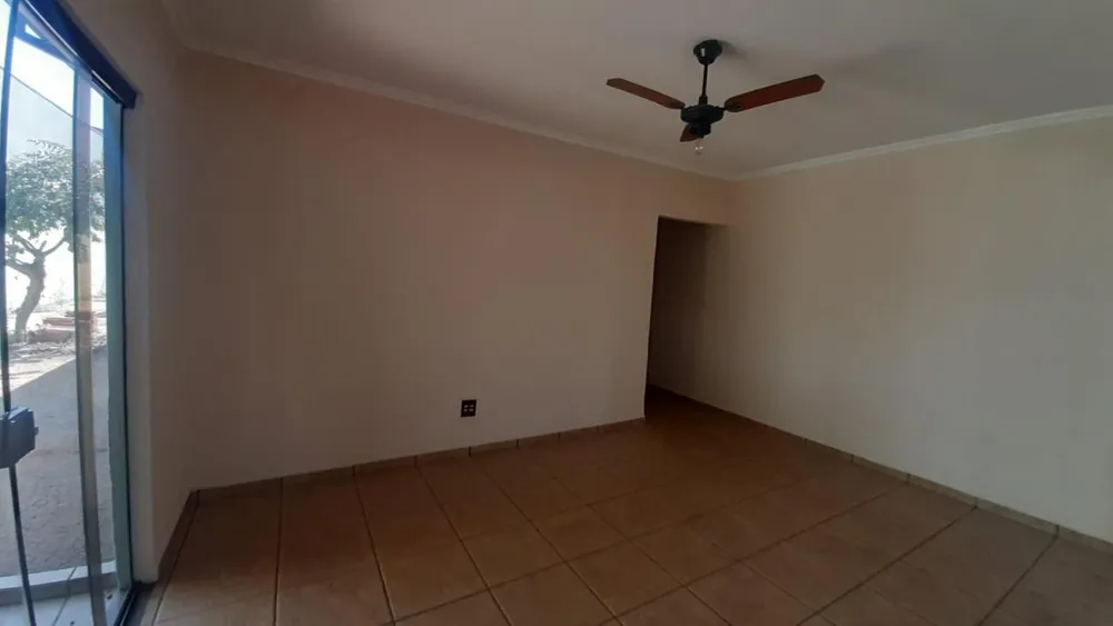 Casa, 3 quartos, 250 m² - Foto 3