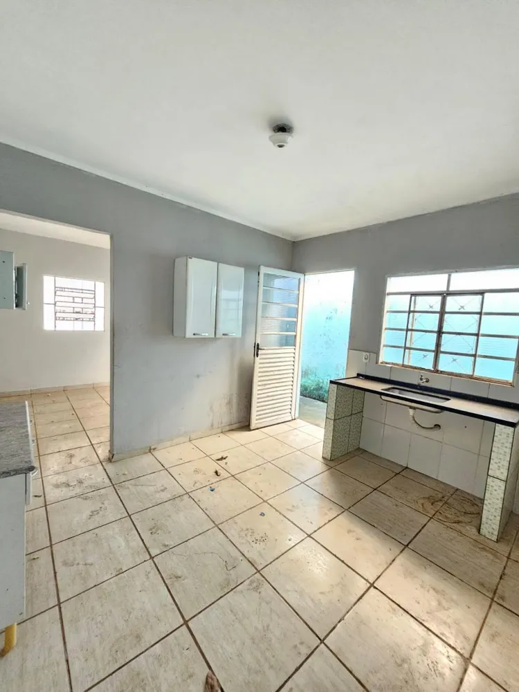 Casa, 2 quartos, 100 m² - Foto 2