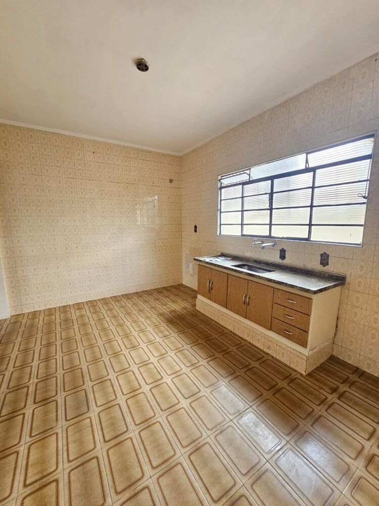 Casa para alugar com 2 quartos - Foto 1